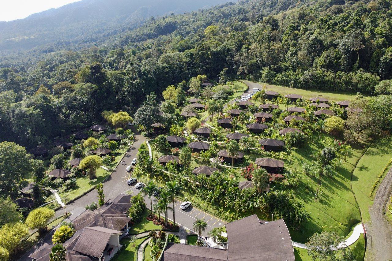 Hotel Lomas Del Volcan La Fortuna ภายนอก รูปภาพ