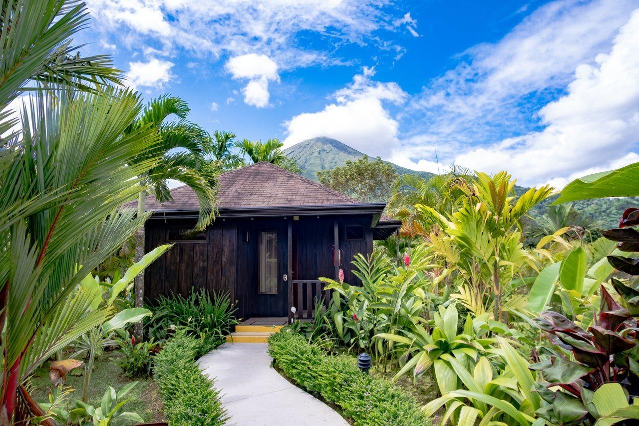 Hotel Lomas Del Volcan La Fortuna ภายนอก รูปภาพ