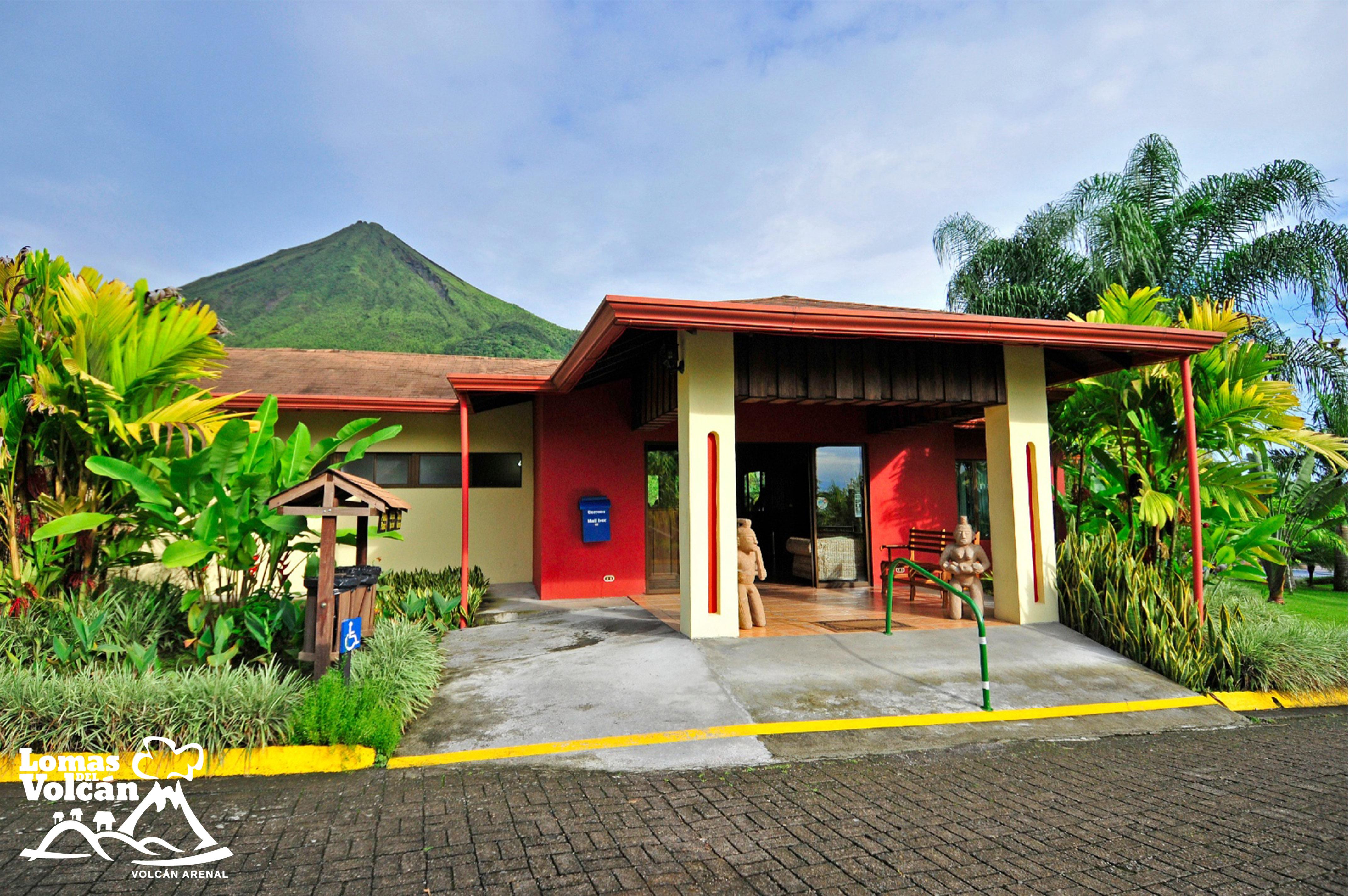 Hotel Lomas Del Volcan La Fortuna ภายนอก รูปภาพ