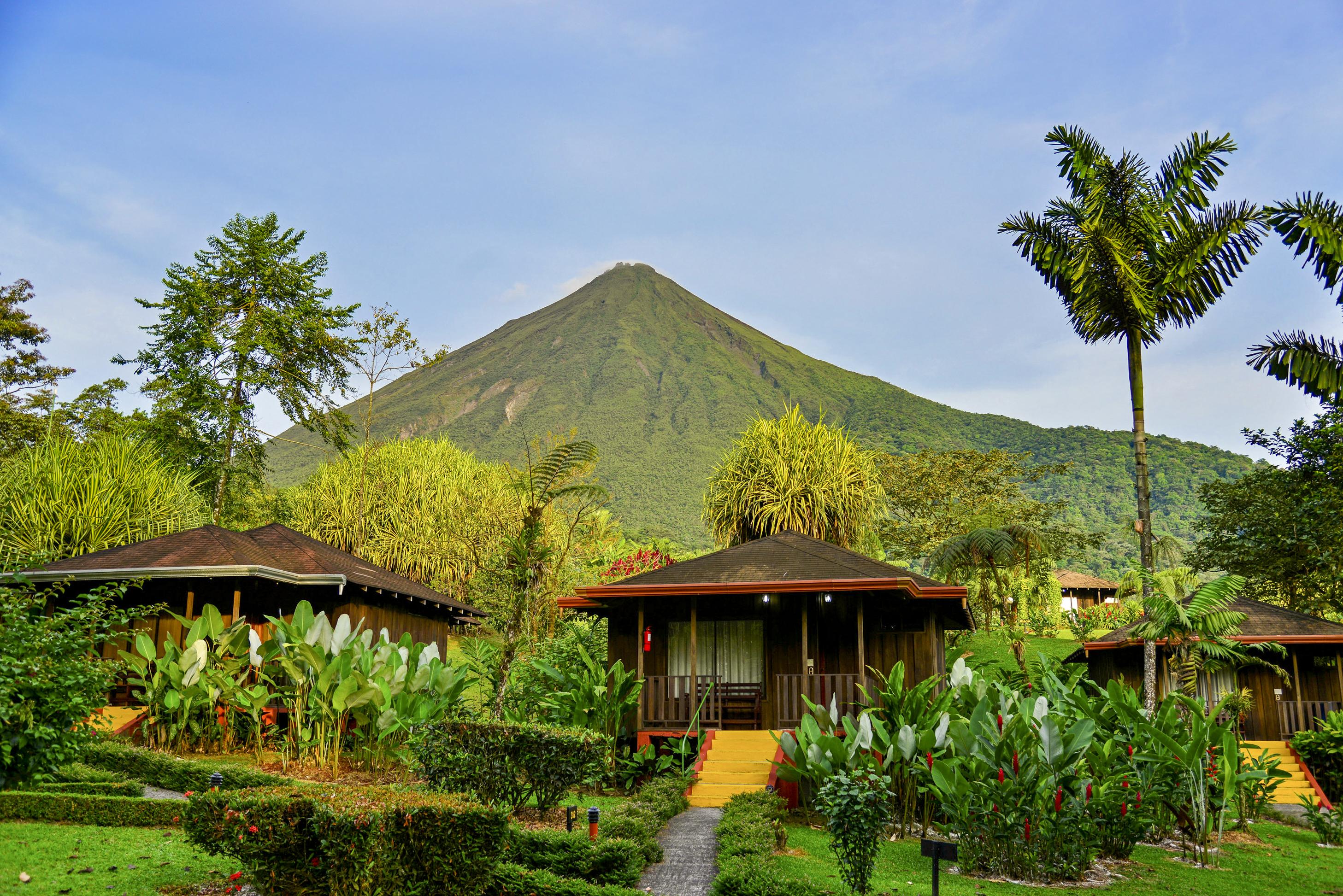 Hotel Lomas Del Volcan La Fortuna ภายนอก รูปภาพ