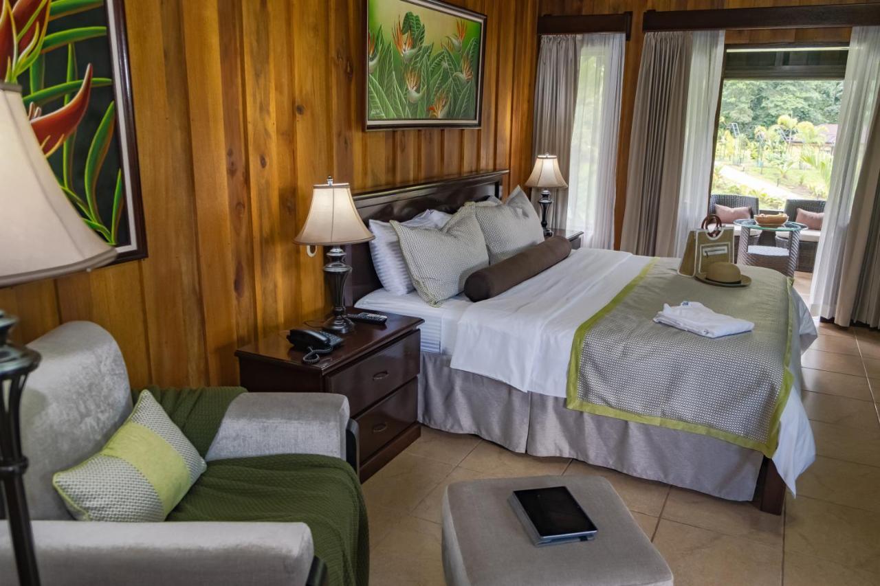 Hotel Lomas Del Volcan La Fortuna ภายนอก รูปภาพ